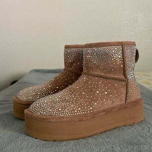 Madden Girl NWOT Boots